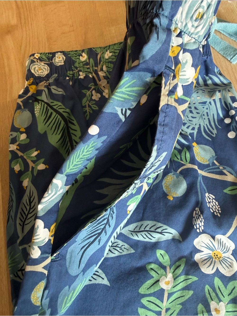 Paper Rifle Company x The Company Store Blue Floral Long-Sleeve Pajama Set Small - Picture 15 of 16